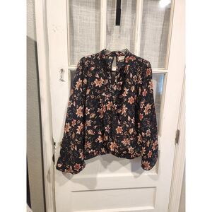 Floral Black Blouse